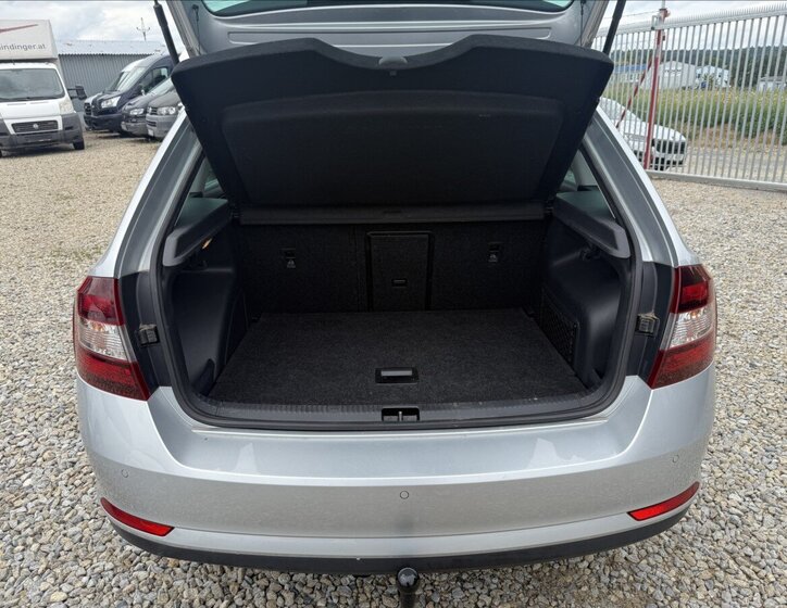 Škoda Rapid Hatchback 999,0 81 kw