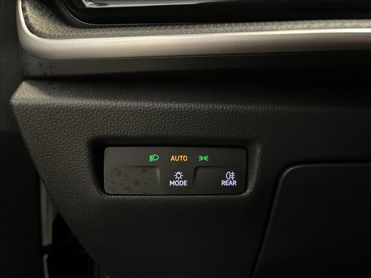 Škoda Superb Liftback 2,0 l 110 kw