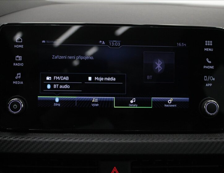 Škoda Kamiq SUV 1,5 l 110 kw