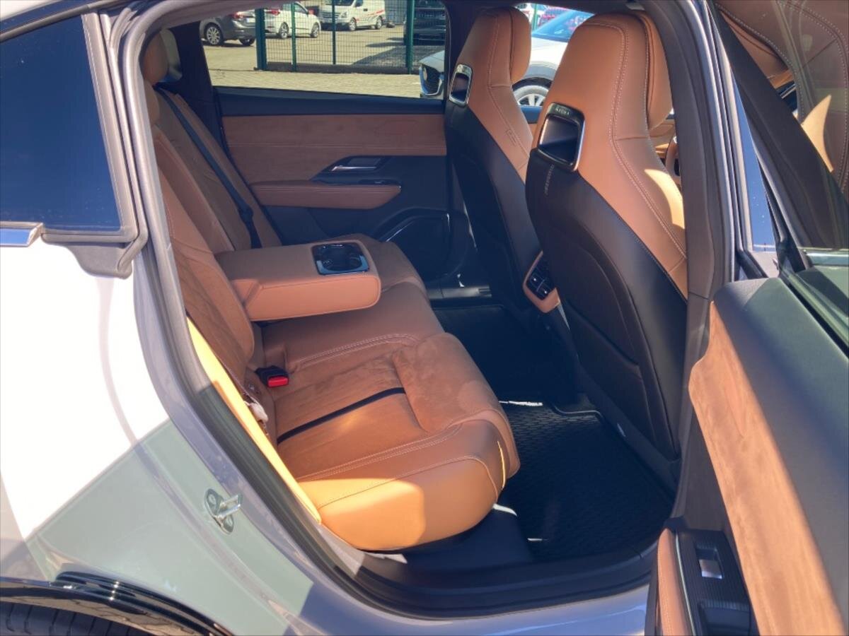 Mazda 6e Liftback 0,0 180 kw