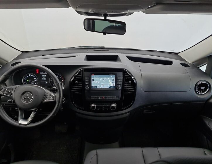 Mercedes-Benz Vito MPV 2,0 l 174 kw