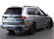 BMW X7 5