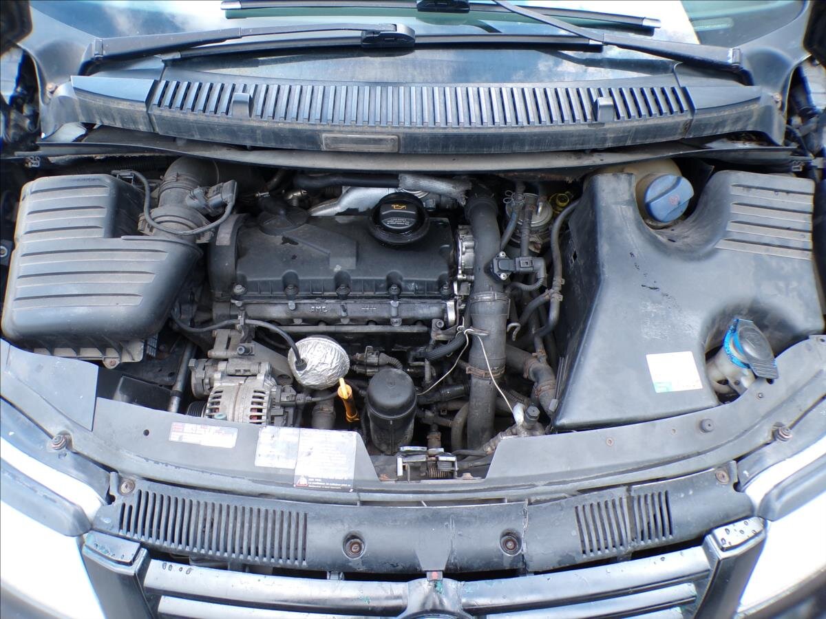 Volkswagen Sharan Kombi 1,9 l 85 kw