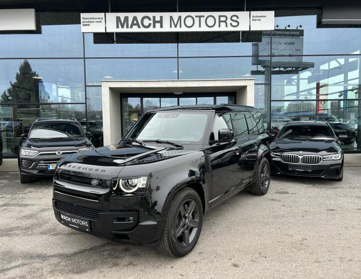 Land Rover Defender 1