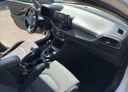 Hyundai i30 11
