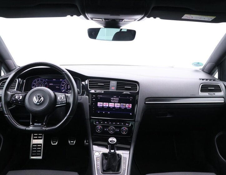 Volkswagen Golf Hatchback 2,0 l 228 kw