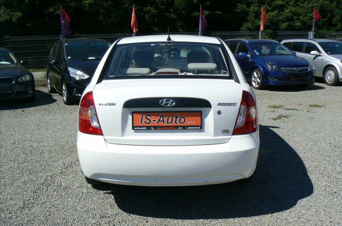 Hyundai Accent