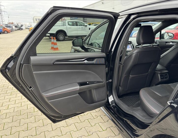 Ford Mondeo Kombi 2,0 l 140 kw