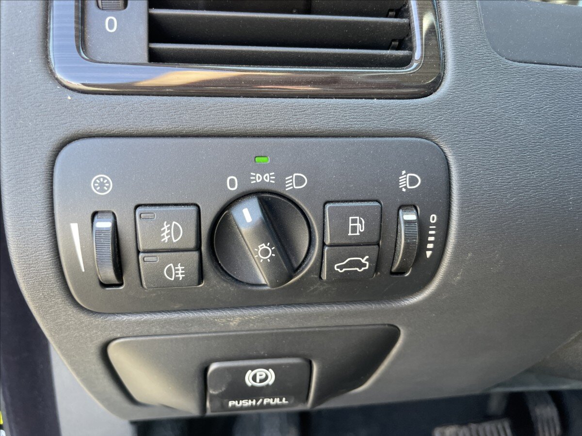 Volvo V70 Kombi 2,4 l 136 kw