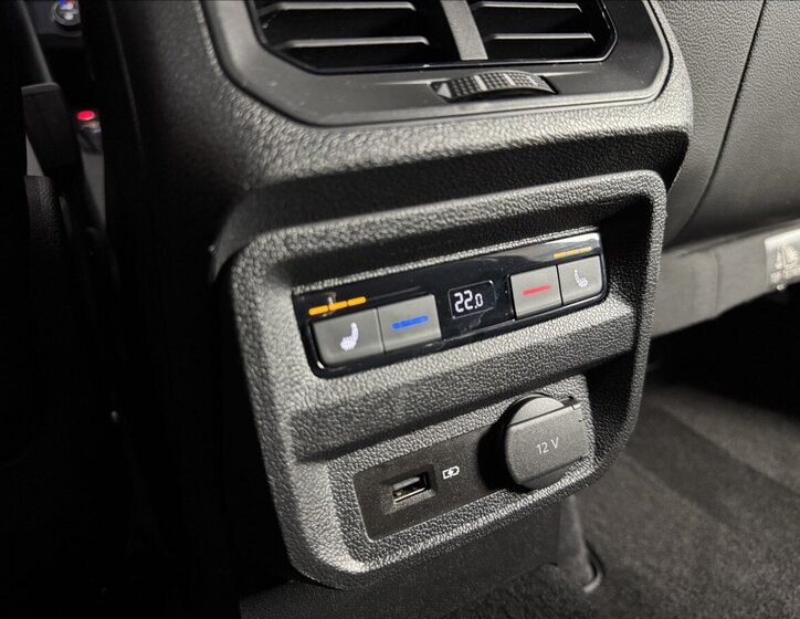 Seat Tarraco SUV / Terénní 1,5 l 110 kw