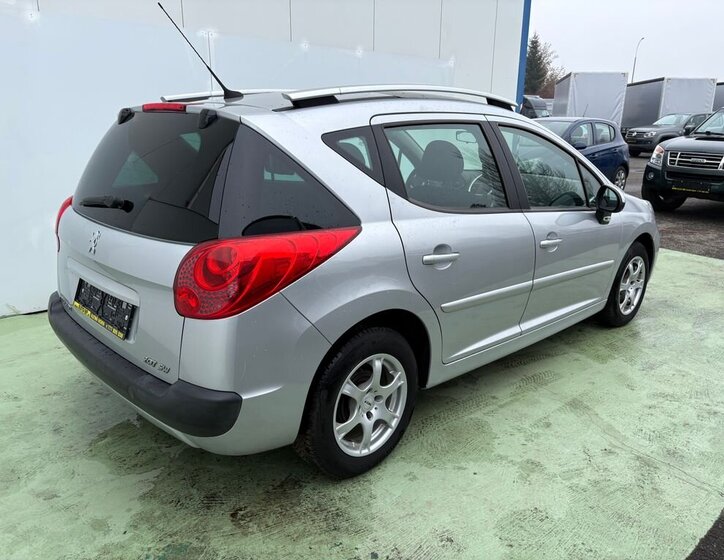 Peugeot 207 Kombi 1,4 l 70 kw