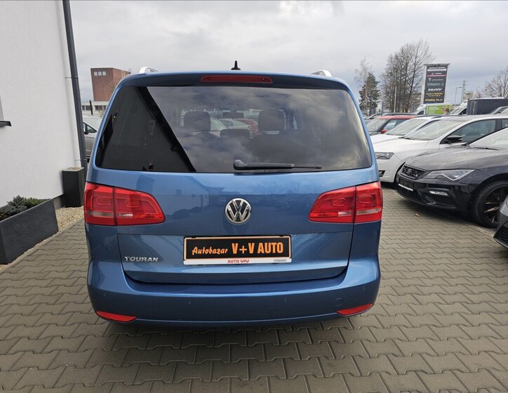 Volkswagen Touran 7