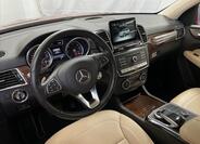 Mercedes-Benz GLS 9