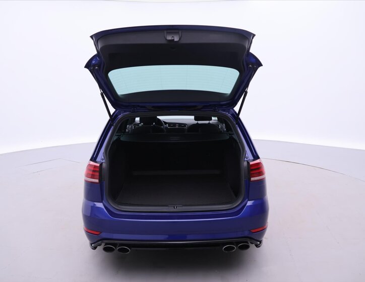 Volkswagen Golf Kombi 2,0 l 228 kw