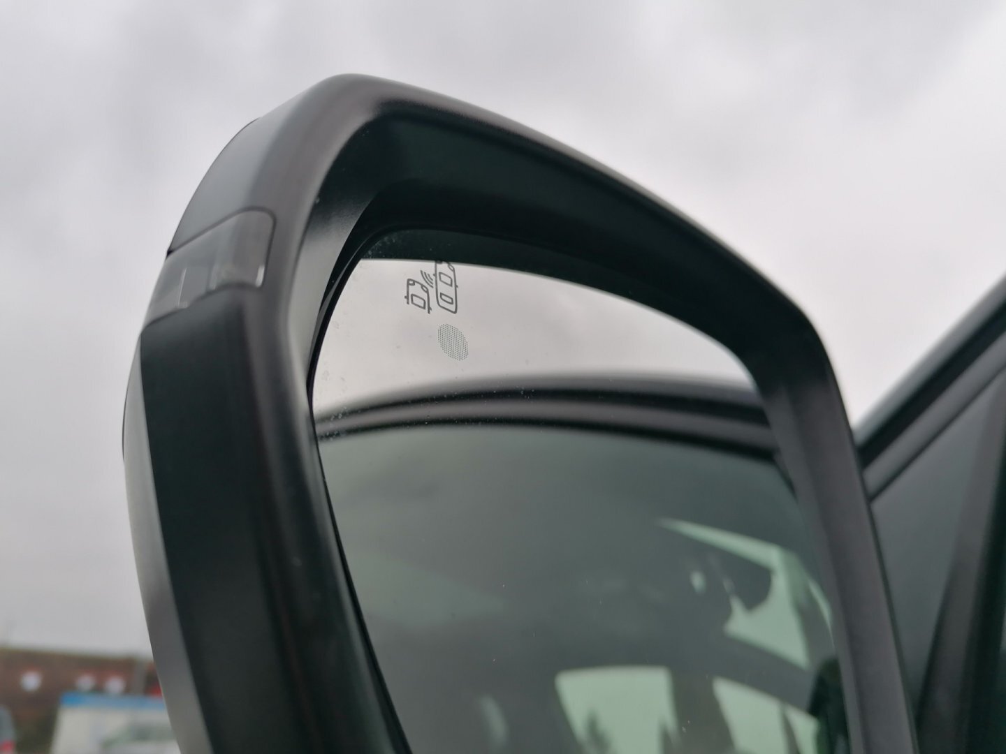 Peugeot 5008 SUV 1,5 l 96 kw