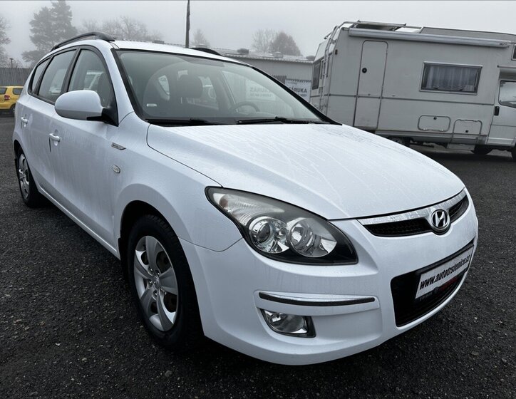 Hyundai i30 25