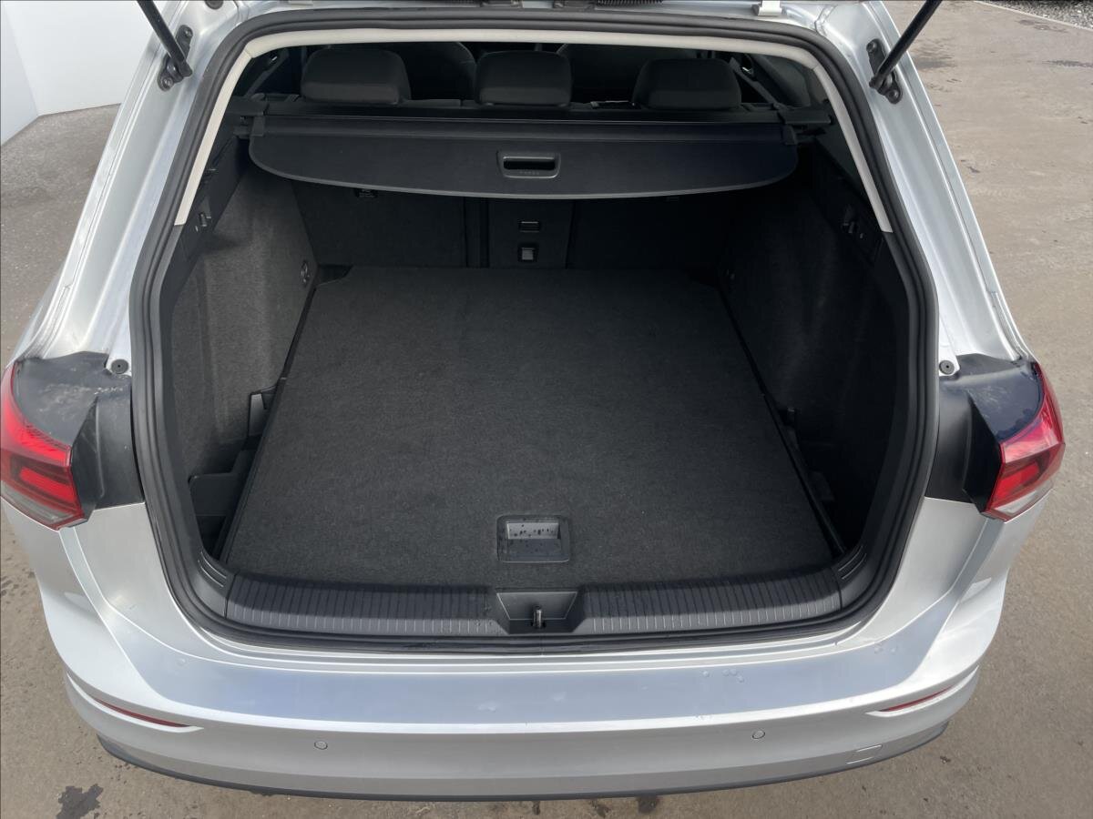 Volkswagen Golf Kombi 1,5 l 110 kw