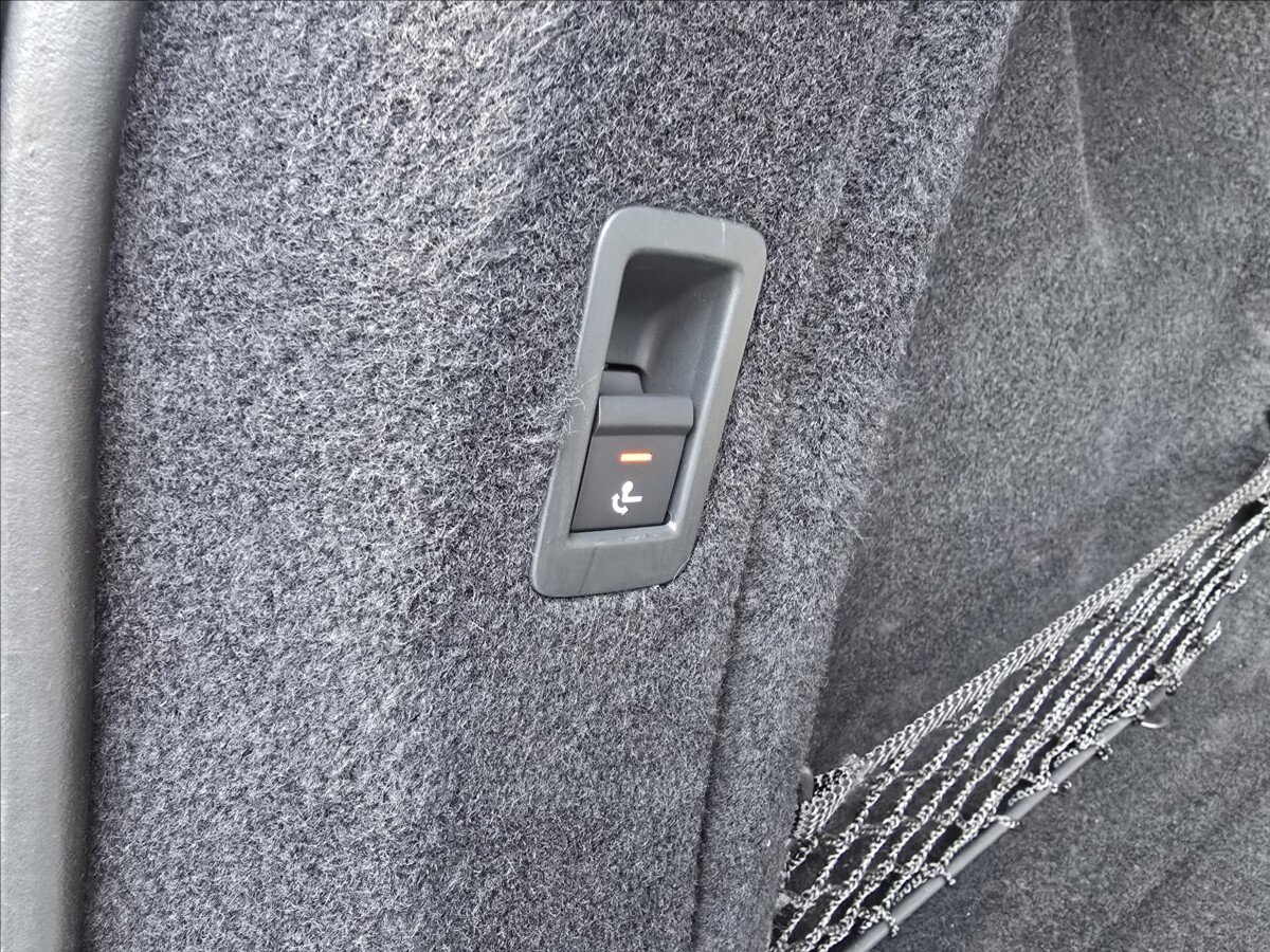 Audi A4 Kombi 2,0 l 140 kw