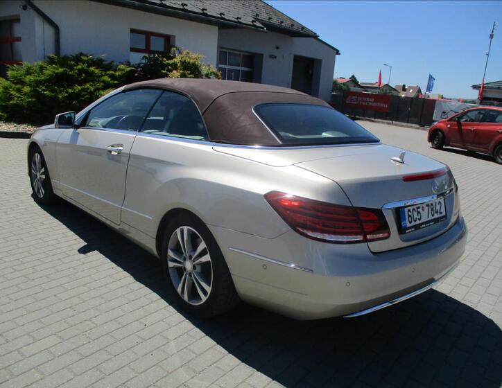 Mercedes-Benz Třídy E 29