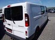 Renault Trafic 10