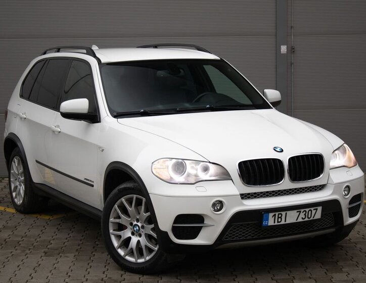 BMW X5 SUV 3,0 l 180 kw