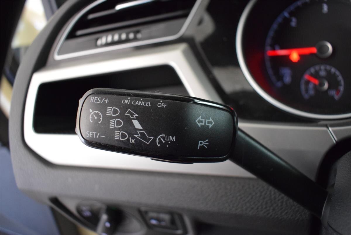 Volkswagen Touran MPV 2,0 l 81 kw
