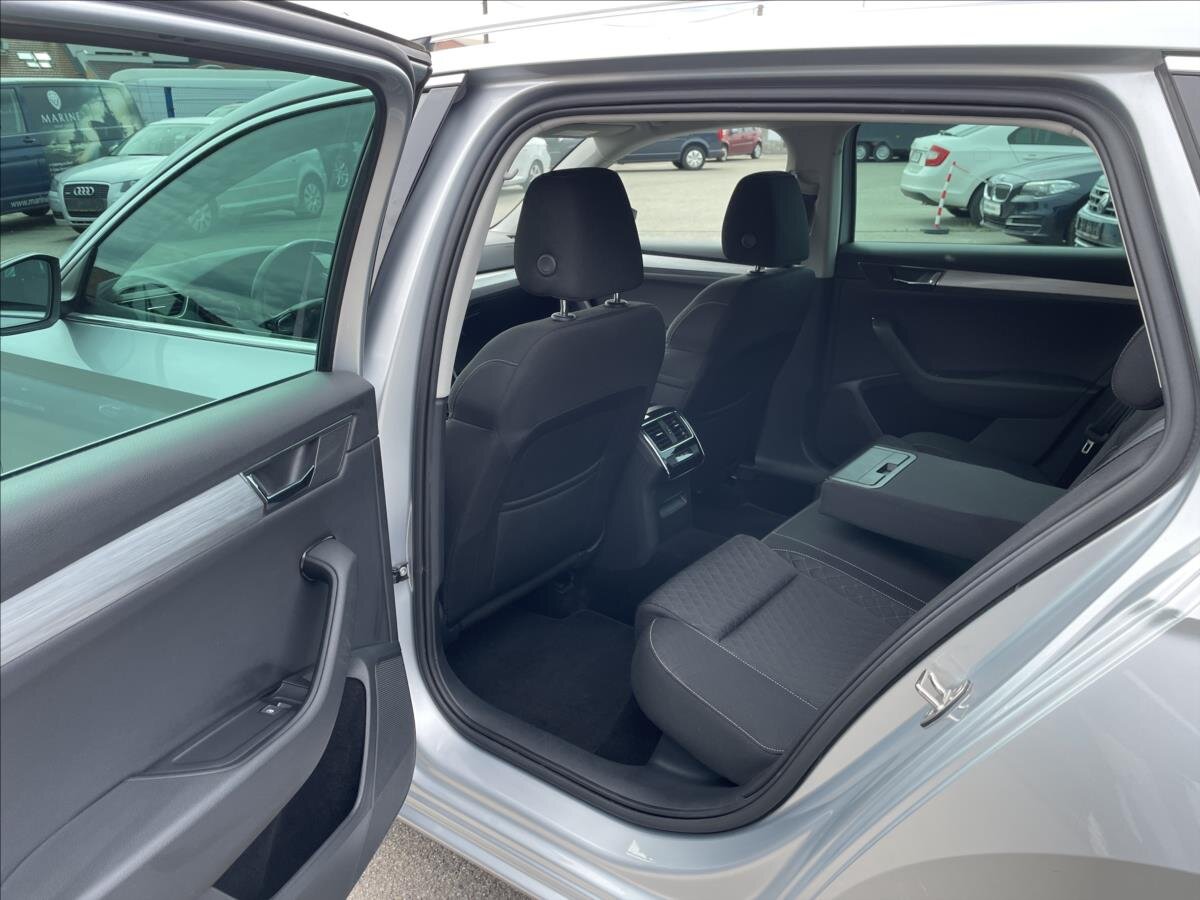 Škoda Superb Kombi 2,0 l 110 kw