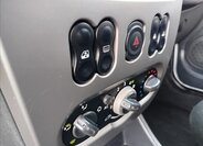 Dacia Sandero Hatchback 1,6 l 64 kw