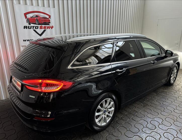 Ford Mondeo 8