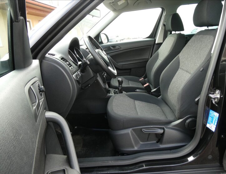 Škoda Yeti SUV / Terénní 1,2 l 81 kw