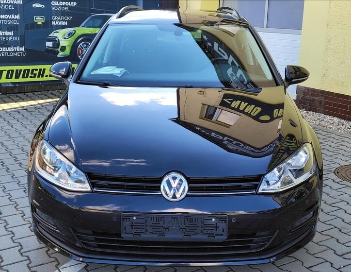 Volkswagen Golf Kombi 1,6 l 77 kw