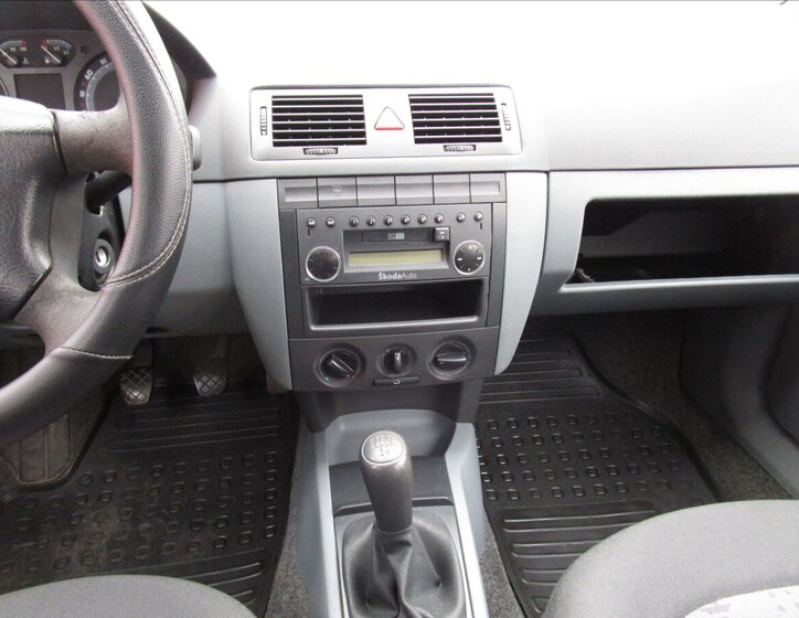 Škoda Fabia Hatchback 1,2 l 40 kw