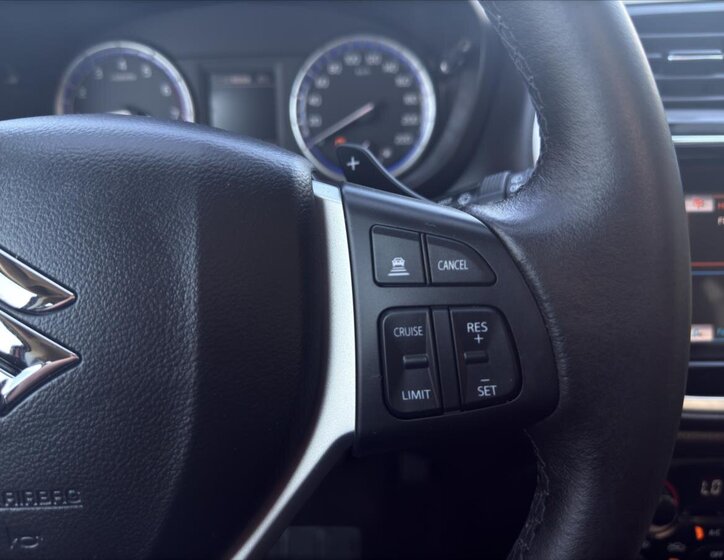 Suzuki SX4 S-Cross SUV / Terénní 1,4 l 103 kw