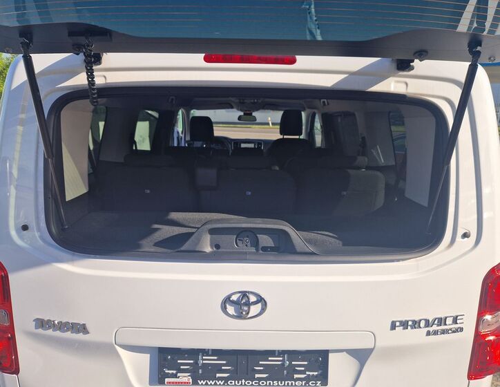 Toyota ProAce Verso 13