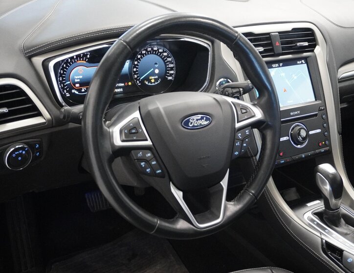 Ford Mondeo Kombi 2,0 l 179 kw