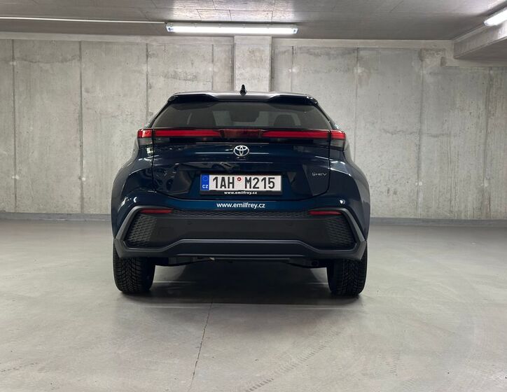 Toyota C-HR Hatchback 1,8 l 90 kw