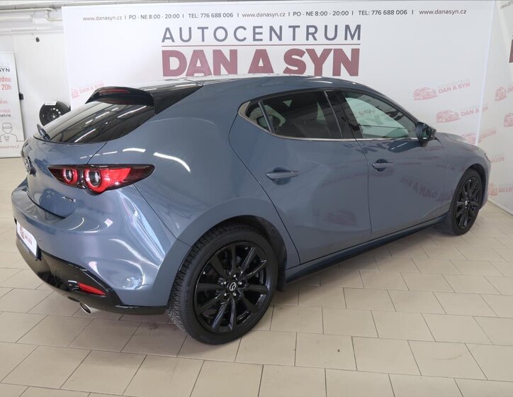 Mazda 3 Hatchback 2,0 l 110 kw