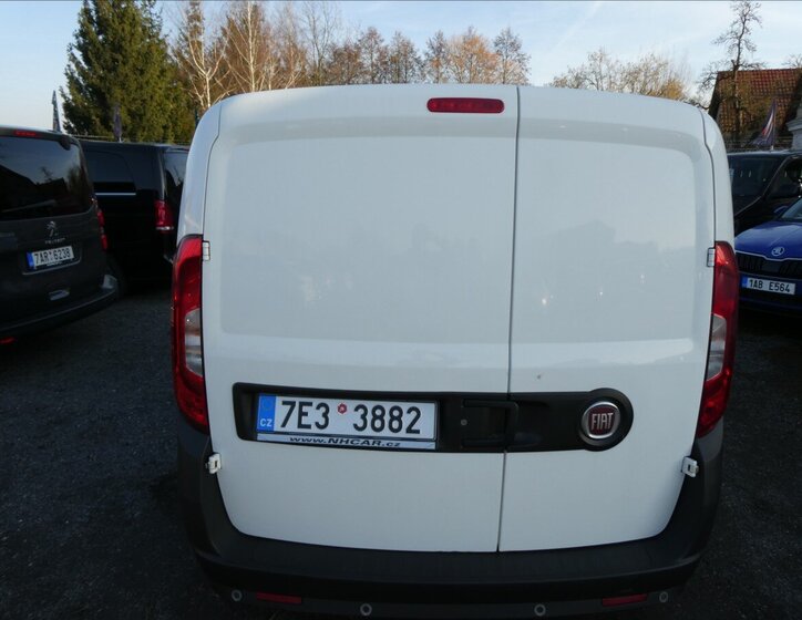 Fiat Dobló cargo Pick-up 1,4 l 88 kw