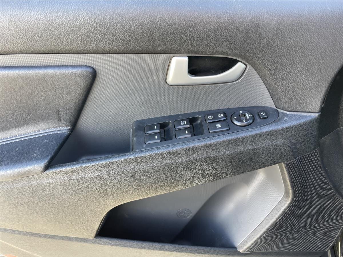 KIA Sportage SUV / Terénní 2,0 l 135 kw