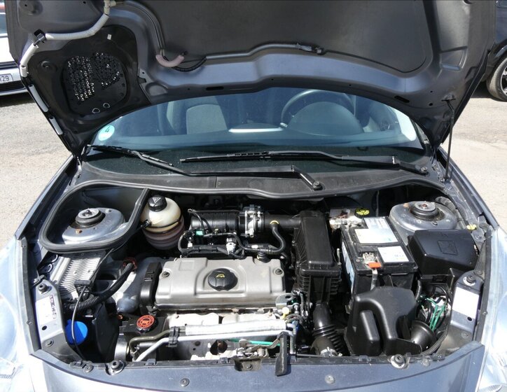 Peugeot 206 Hatchback 1,4 l 54 kw
