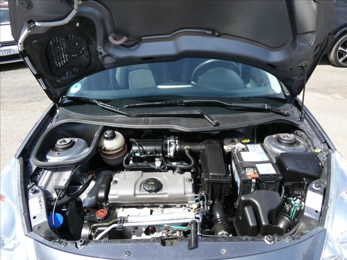 Peugeot 206 Hatchback 1,4 l 54 kw
