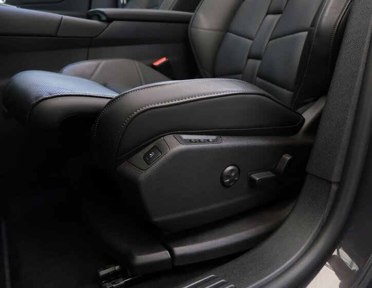 DS Automobiles DS7 Crossback 15