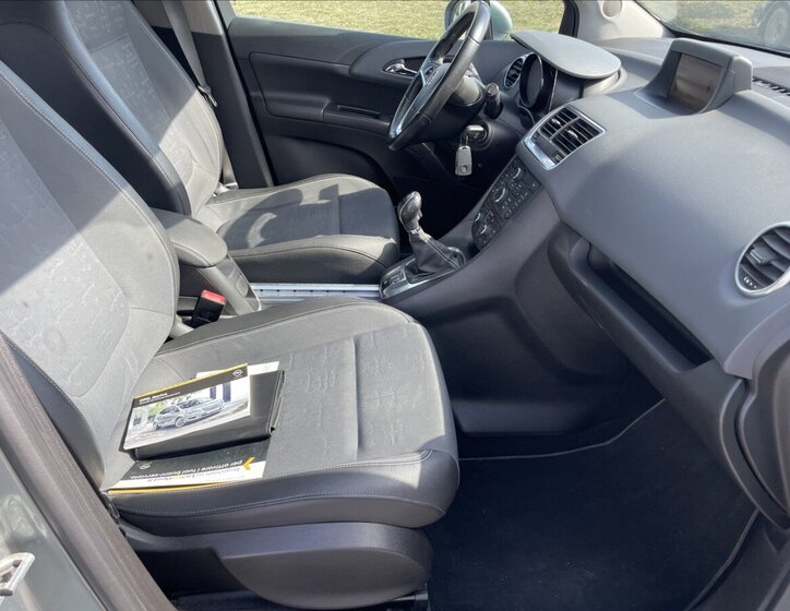 Opel Meriva MPV 1,4 l 88 kw