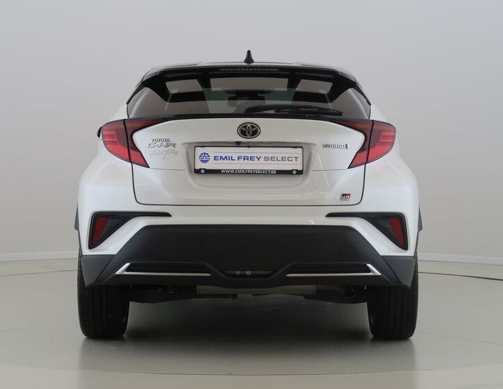 Toyota C-HR 6