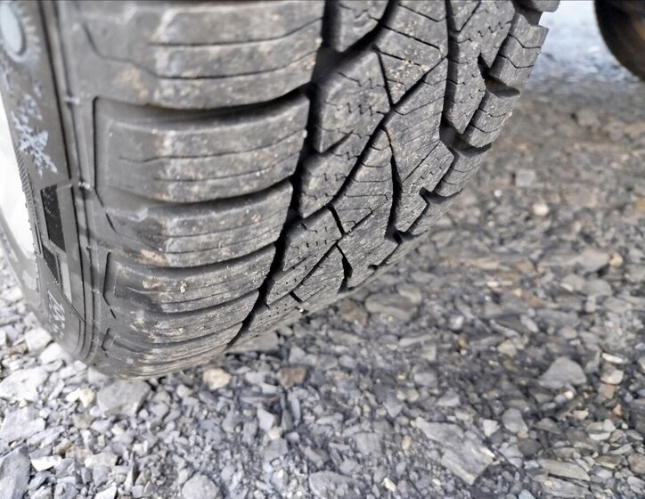 Dacia Sandero Hatchback 1,6 l 64 kw