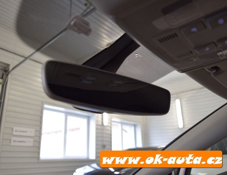 Volkswagen Golf Kombi 1,6 l 85 kw