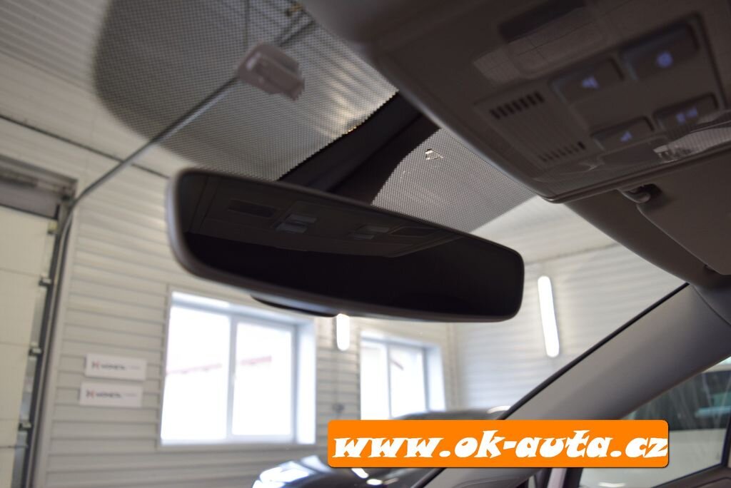 Volkswagen Golf Kombi 1,6 l 85 kw