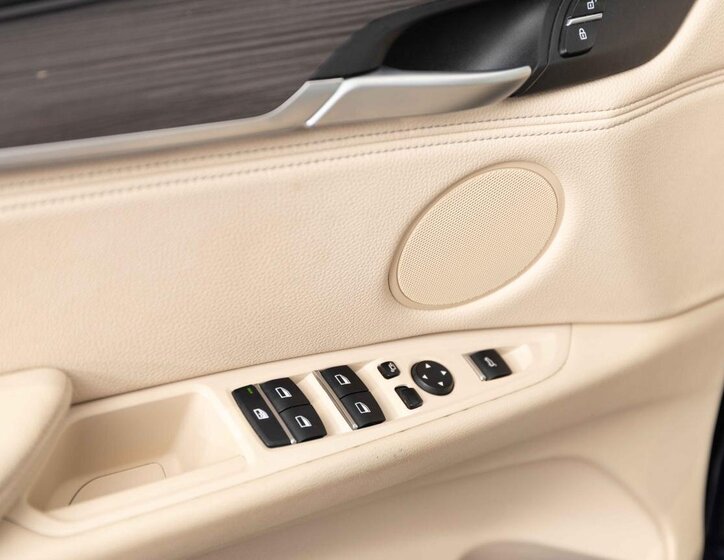 BMW X5 SUV 2,0 l 170 kw