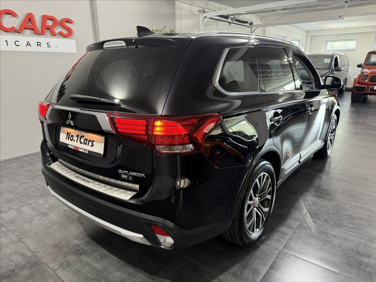 Mitsubishi Outlander SUV / Terénní 2,3 l 110 kw