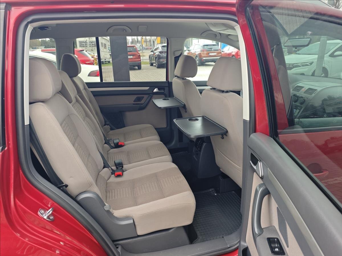 Volkswagen Touran MPV 1,4 l 103 kw